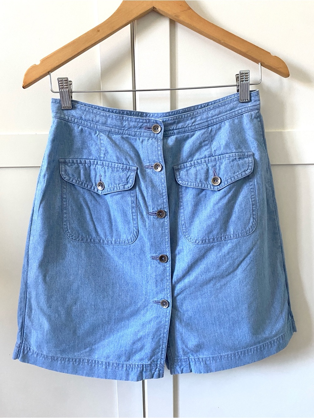 Vintage Liz Claiborne 90s Denim Button Front Skort Light Blue Cotton Size 6